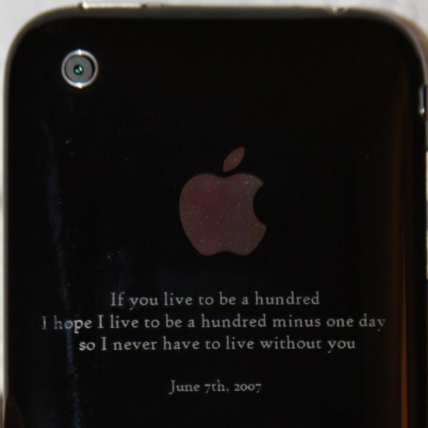 iPhone 3GS Engraved Inscription